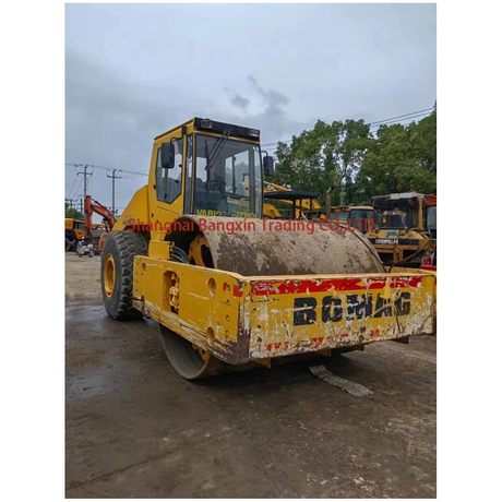 Rouleau BOMAG BW225-D 22 tonnes Rouleau compresseur d'occasion au Japon d'origine à vendre