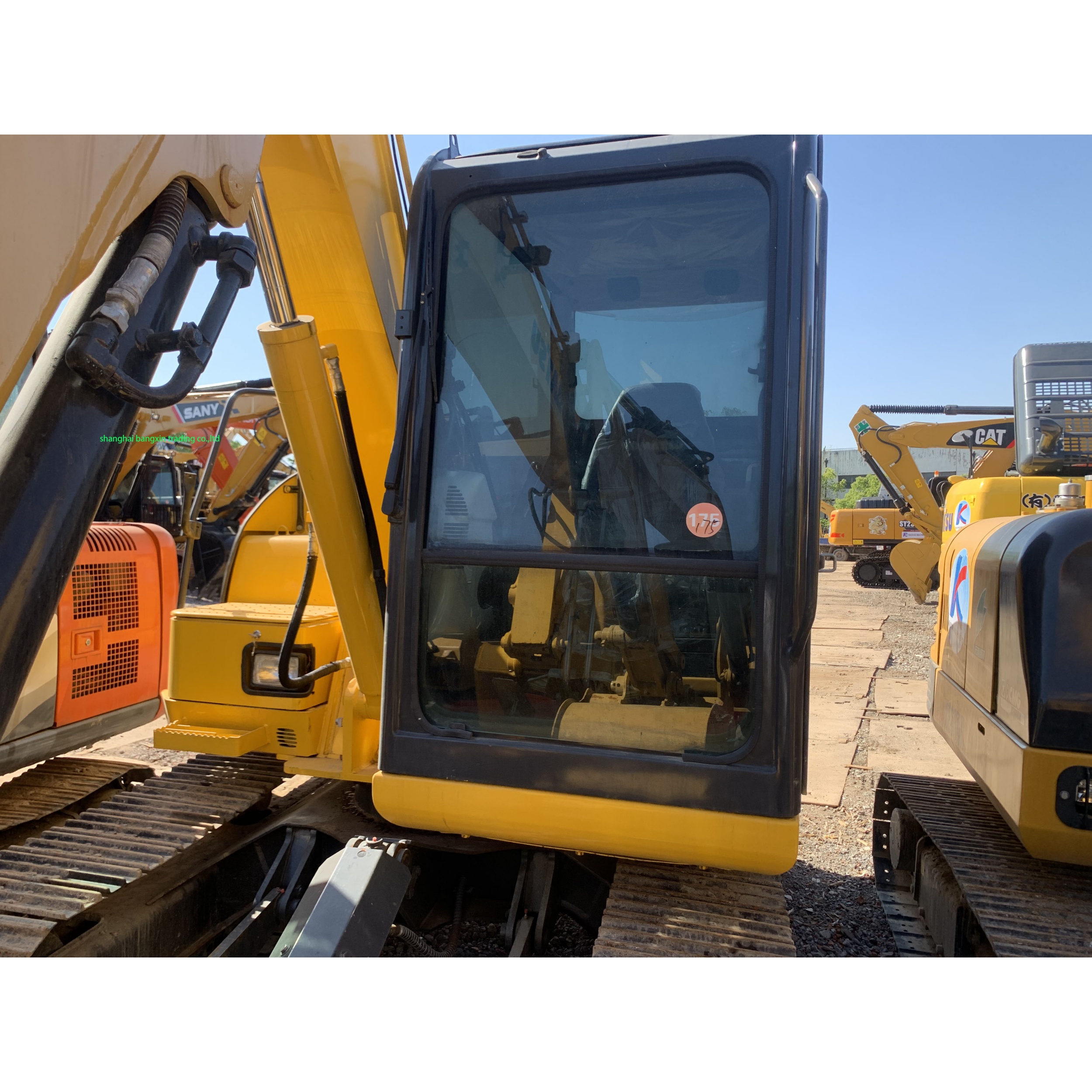 used excavator komatsu pc70 wholesaler grossiste pelle occasion komatsu pc70
