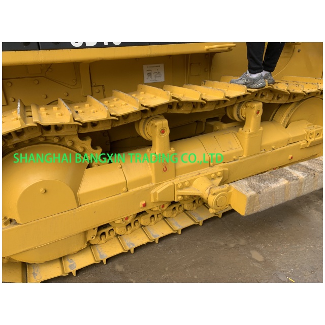Bulldozer SHANTUI SD16 d'occasion commerçant