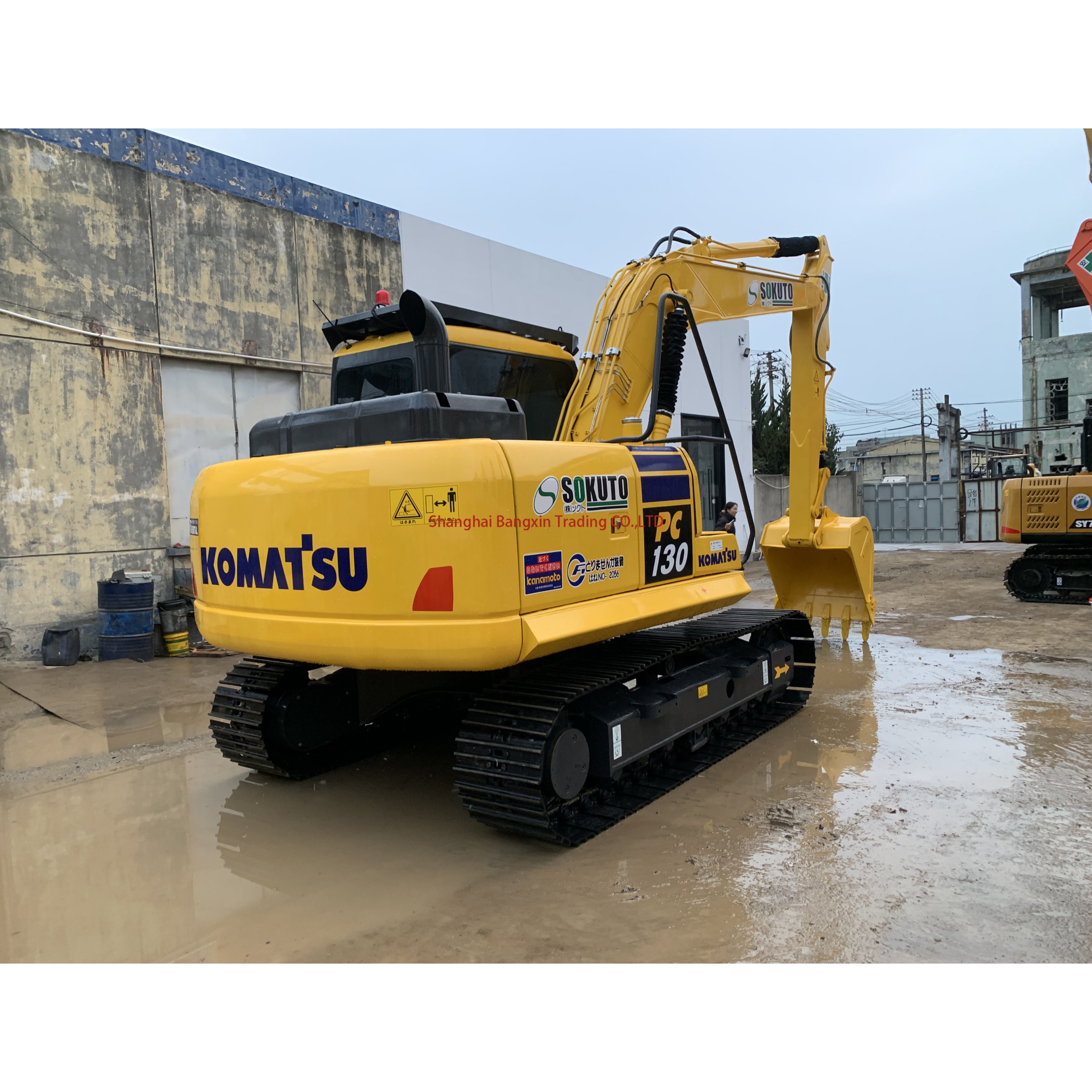 used excavator komatsu pc130 wholesaler grossiste pelle occasion komatsu pc130