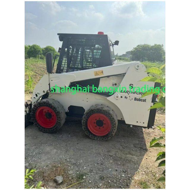 used skid steer S16 trader chargeuse compacte d'occasion S16 trader