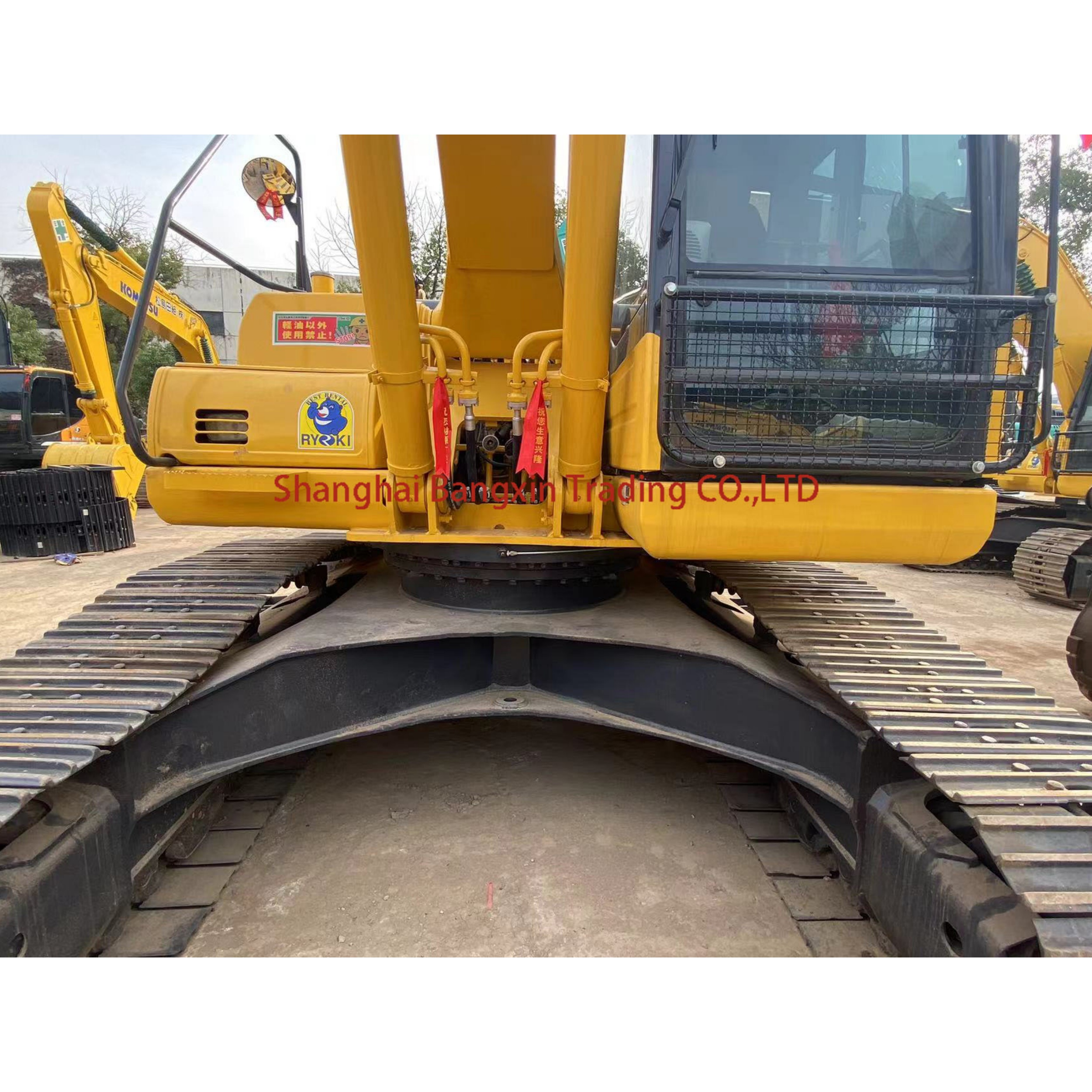 used excavator komatsu pc220-8 wholesaler grossiste pelle occasion komatsu pc220-8